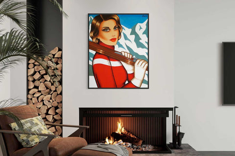 Frauenporträt im Stil der Retro-Plakatkunst vor alpiner Winterlandschaft – starke, elegante Frau mit Skiern als Symbol für Freiheit und Glamour