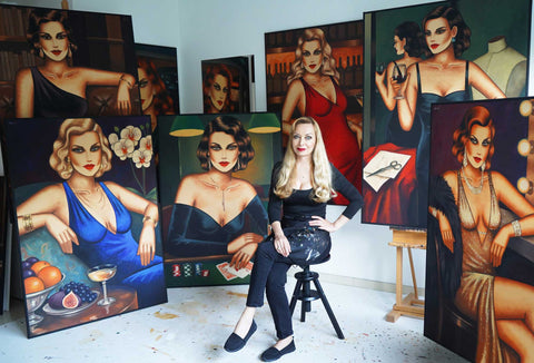 Ich male sinnliche Gemälde für Menschen, die Ästhetik und die positive Energie der weiblichen Schönheit schätzen.