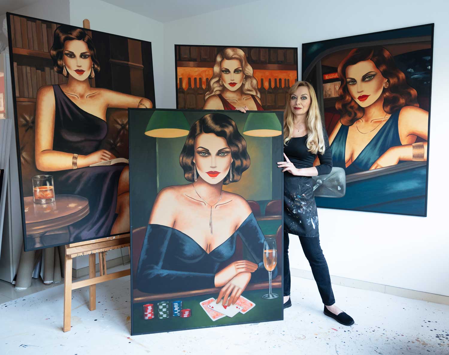 Künstlerin Ekaterina Moré in ihrem Atelier