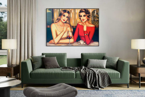 Originalgemälde zweier Frauen über grünem Sofa – stilvolle Wandkunst fürs Wohnzimmer mit emotionaler Ausstrahlung und Tiefe.