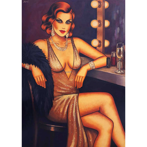 Backstage Secrets – großes Femme-Fatale-Gemälde eines Showgirls vor dem Spiegel